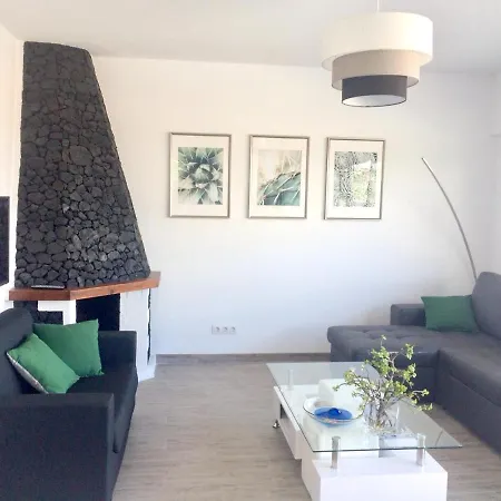 Apartament With 2 Bedrooms In Puerto De La Cruz With Wonderful Sea View Enclosed Garden And Wifi