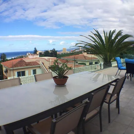 With 2 Bedrooms In Puerto De La Cruz With Wonderful Sea View Enclosed Garden And Wifi Appartamento *